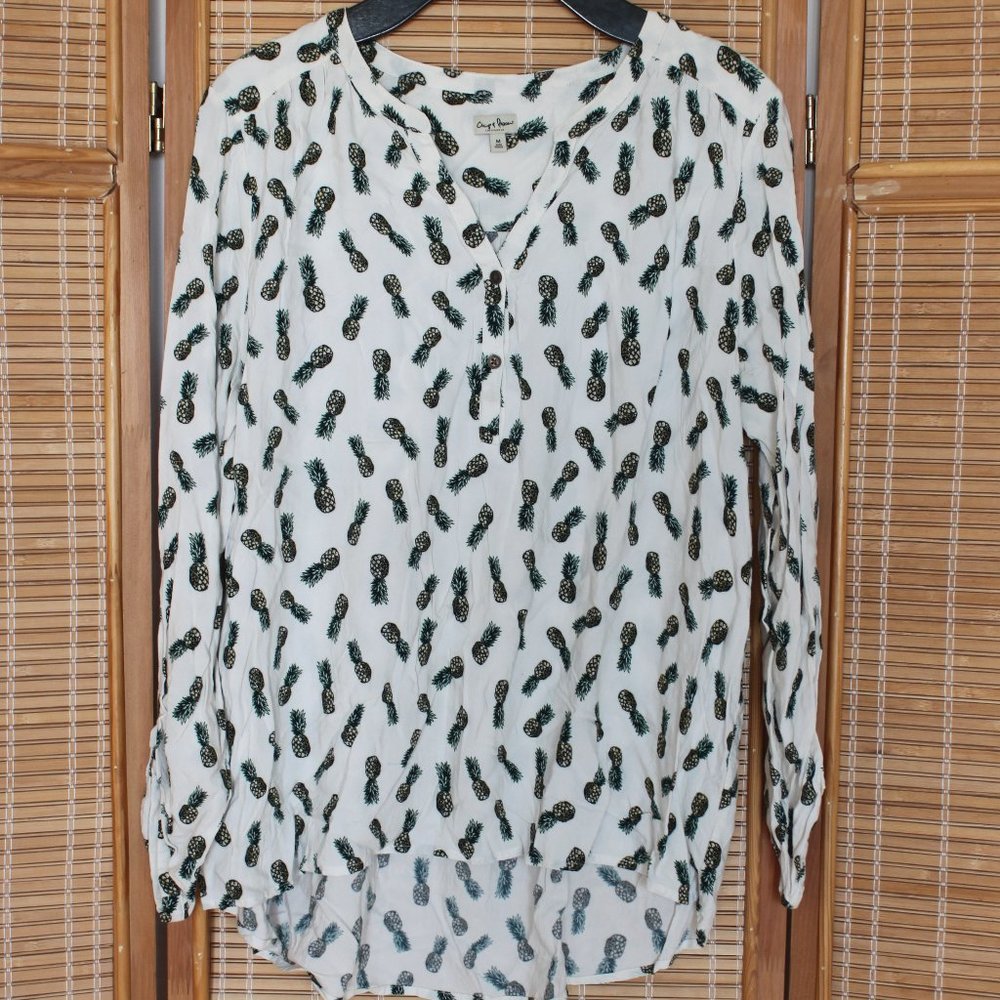 Chip & Pepper | Pineapple Print 3/4 Length Sleeve Button Up Size Medium
